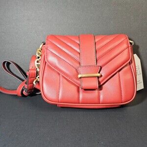 NWT Red Crossbody Purse Gold Chain, Time and Tru 8" x 6.5"